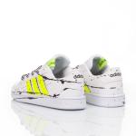 Adidas Advantage White, Fluorescent