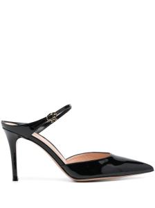 Gianvito Rossi With Heel Black