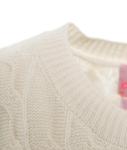 Cashmere knit vest in cable knit pattern