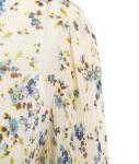 Blouse with floral print 